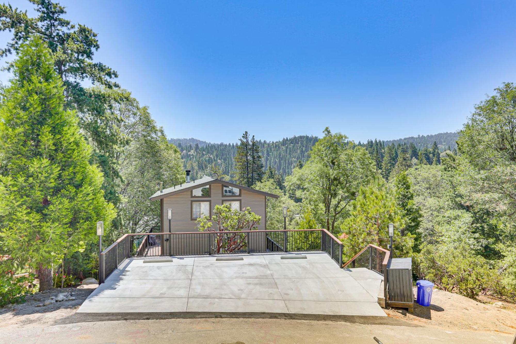 Lake Arrowhead Cabin With Hot Tub And Mountain Views! 외부 사진